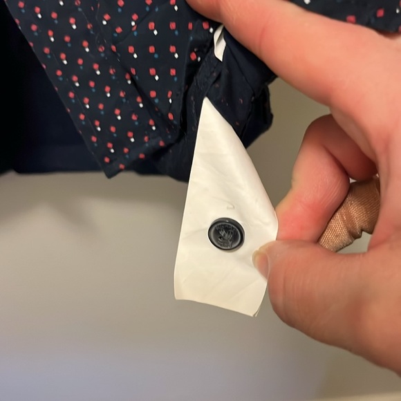 Men’s Michael Kors collared blue Button Down short sleeve Shirt size medium - Picture 6 of 9